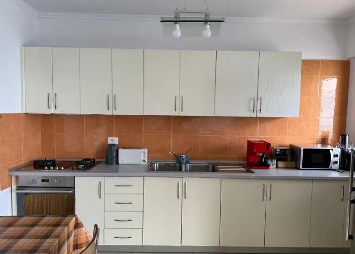 Aura Seaview Apartment Vollga