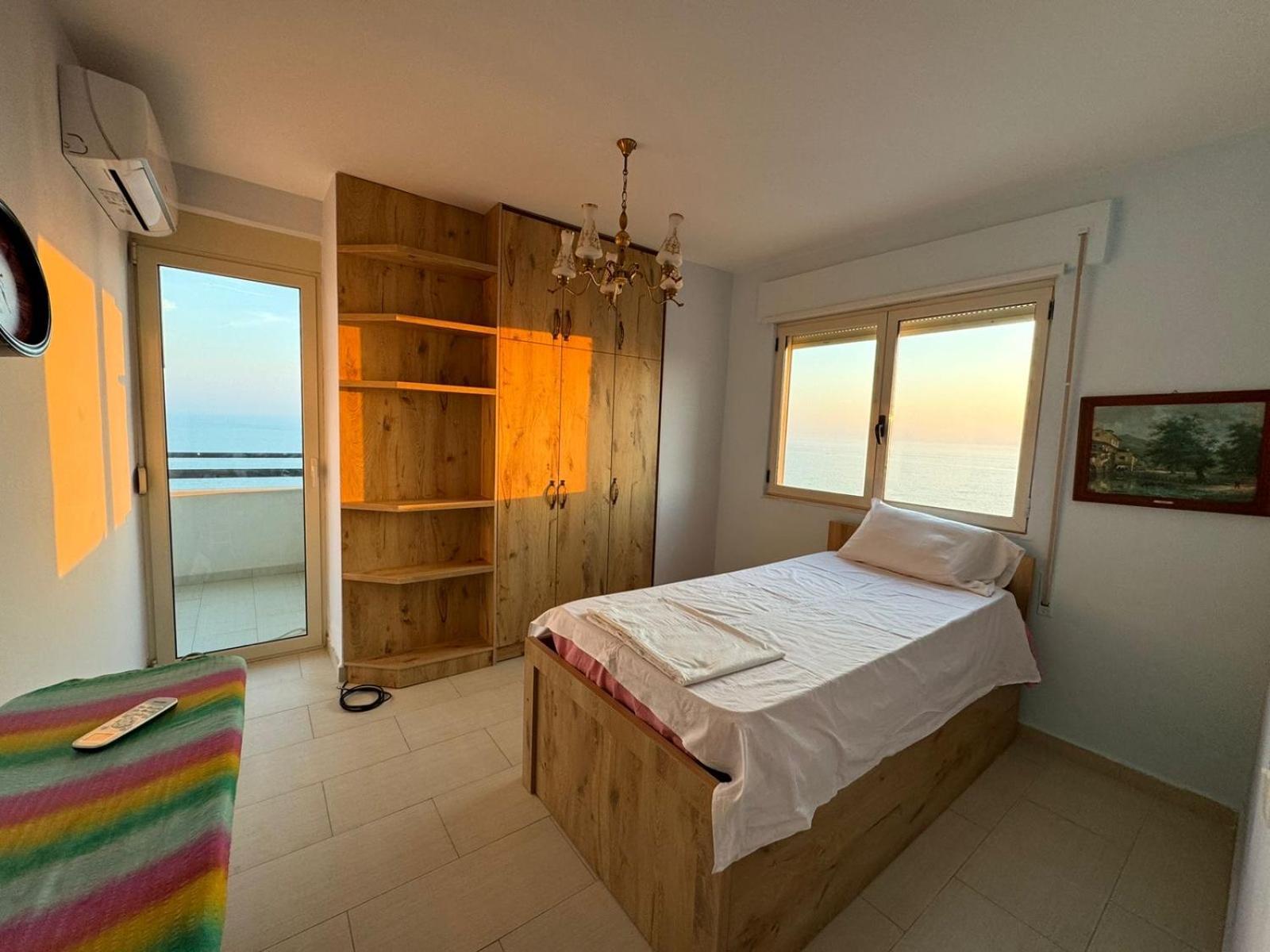 Апартаменти Aura Seaview Vollga